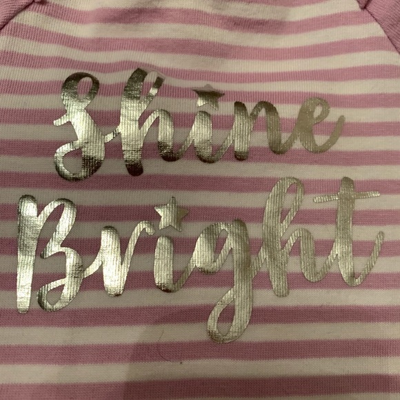 5 Piece Bundle 12 months HOST PICK!! - Picture 5 of 11